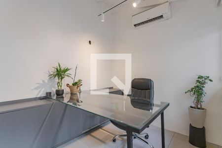 Escritório de apartamento para alugar com 2 quartos, 150m² em Petrópolis, Porto Alegre