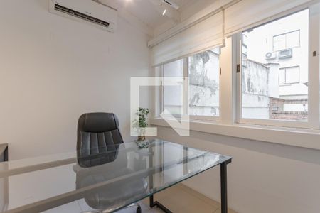 Escritório de apartamento para alugar com 2 quartos, 150m² em Petrópolis, Porto Alegre