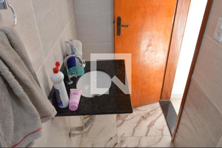 Banheiro da Suíte de casa de condomínio à venda com 3 quartos, 80m² em Taquara, Rio de Janeiro