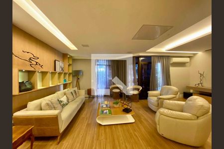 Apartamento à venda com 4 quartos, 200m² em Icaraí, Niterói