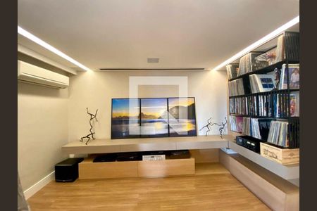 Apartamento à venda com 4 quartos, 200m² em Icaraí, Niterói