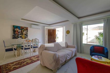 Sala de casa de condomínio à venda com 3 quartos, 360m² em Vargem Grande, Rio de Janeiro