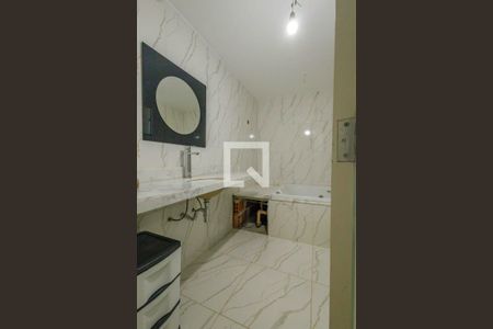 Banheiro da Suíte 1 de casa de condomínio à venda com 3 quartos, 360m² em Vargem Grande, Rio de Janeiro