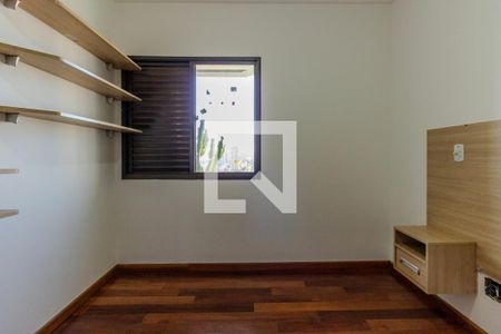 Quarto 1 de apartamento para alugar com 3 quartos, 110m² em Campo Belo, São Paulo