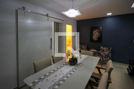Sala de Jantar de casa à venda com 3 quartos, 200m² em Vila Darli, São Paulo
