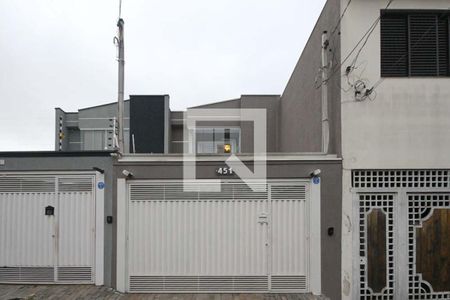 Fachada de casa à venda com 3 quartos, 200m² em Vila Darli, São Paulo