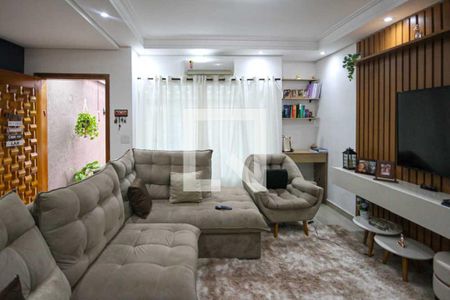 Sala de casa à venda com 3 quartos, 200m² em Vila Darli, São Paulo