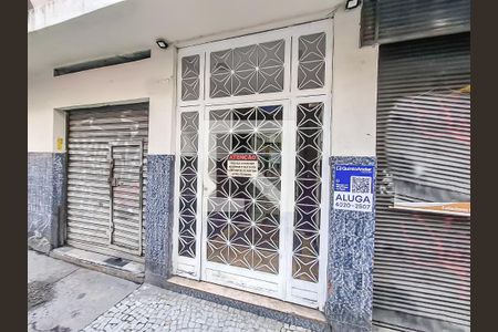 Placa de kitnet/studio para alugar com 1 quarto, 24m² em Santa Teresa, Rio de Janeiro