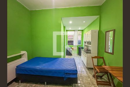 Sala/Quarto de kitnet/studio para alugar com 1 quarto, 24m² em Santa Teresa, Rio de Janeiro