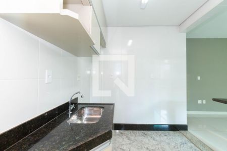 Cozinha de apartamento à venda com 2 quartos, 75m² em Buritis, Belo Horizonte