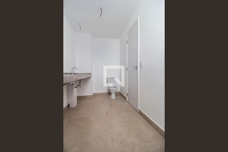 Banheiro da Suíte 1 de apartamento à venda com 3 quartos, 87m² em Tamboré, Barueri
