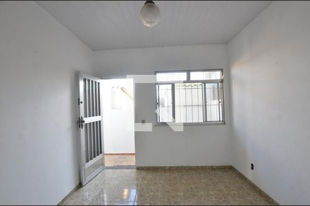 Sala de casa para alugar com 1 quarto, 70m² em Campo Grande, Rio de Janeiro