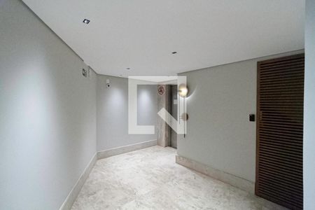 Hall social de apartamento à venda com 2 quartos, 69m² em Santo Agostinho, Belo Horizonte