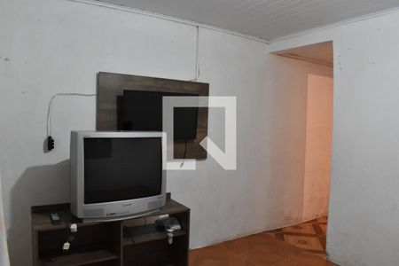 Sala de casa para alugar com 2 quartos, 70m² em Jardim Claudia, Pinhais