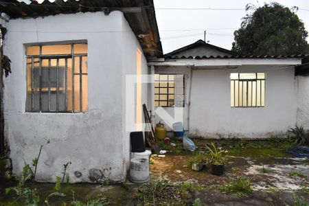 Área Externa de casa para alugar com 2 quartos, 70m² em Jardim Claudia, Pinhais