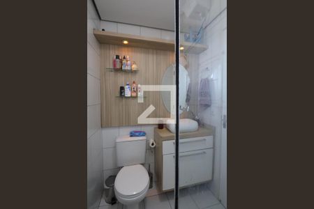 Banheiro de apartamento para alugar com 2 quartos, 52m² em Fátima, Canoas