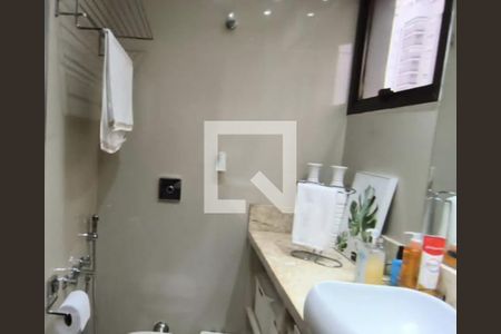 Banheiro da Suíte 3 de apartamento à venda com 3 quartos, 85m² em Vila Dom Pedro I, São Paulo