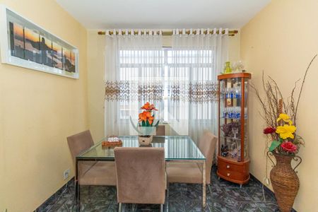Sala de apartamento para alugar com 2 quartos, 70m² em Vila Valqueire, Rio de Janeiro