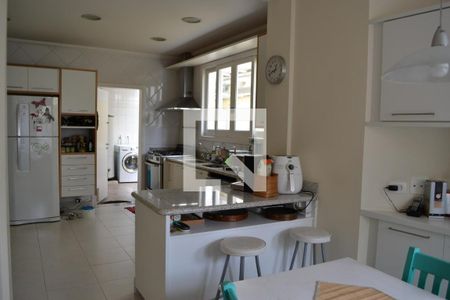 Casa à venda com 4 quartos, 500m² em Brooklin, São Paulo