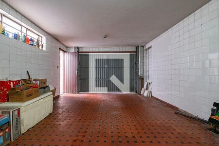 Garagem de casa à venda com 3 quartos, 180m² em Vila Madalena, São Paulo