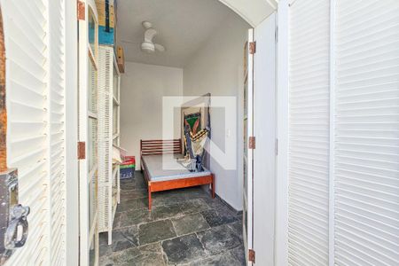 Área de serviço de casa de condomínio para alugar com 5 quartos, 2100m² em Jardim Acapulco, Guarujá