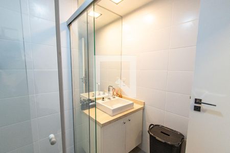 Banheiro de kitnet/studio para alugar com 1 quarto, 25m² em Alto do Ipiranga, São Paulo