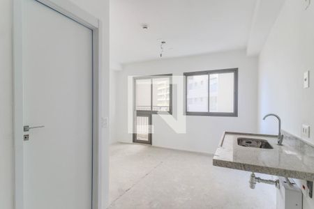 Cozinha de kitnet/studio à venda com 1 quarto, 25m² em Santo Amaro, São Paulo