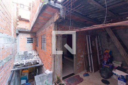 Quintal de casa à venda com 3 quartos, 150m² em Santo Antônio, Osasco