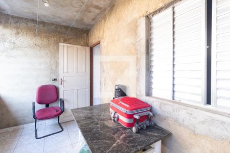 Sacada de casa à venda com 3 quartos, 150m² em Santo Antônio, Osasco