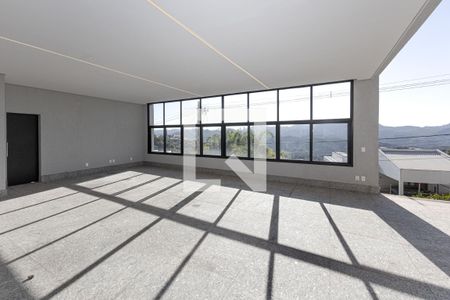 Garagem de casa de condomínio à venda com 4 quartos, 363m² em Jardim Serrano, Nova Lima