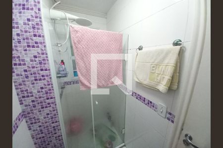 Banheiro da Suíte 1 de apartamento para alugar com 3 quartos, 86m² em Centro, São Vicente
