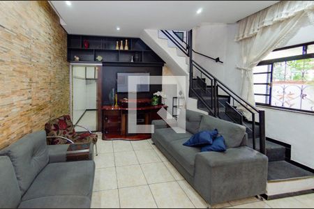 Sala de casa à venda com 2 quartos, 480m² em Vista Alegre, Belo Horizonte