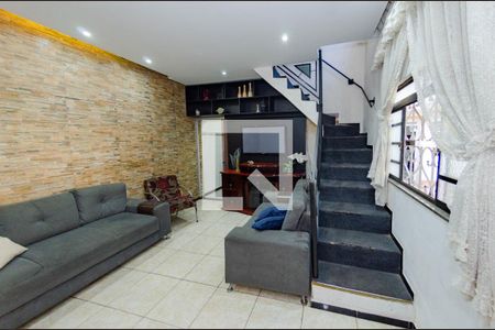 Sala de casa à venda com 2 quartos, 480m² em Vista Alegre, Belo Horizonte