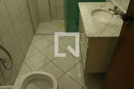 Banheiro de apartamento para alugar com 2 quartos, 70m² em Barra Funda, São Paulo