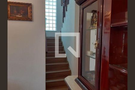 Casa à venda com 4 quartos, 145m² em Indianópolis, São Paulo