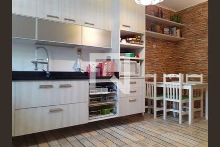 Casa à venda com 4 quartos, 145m² em Indianópolis, São Paulo