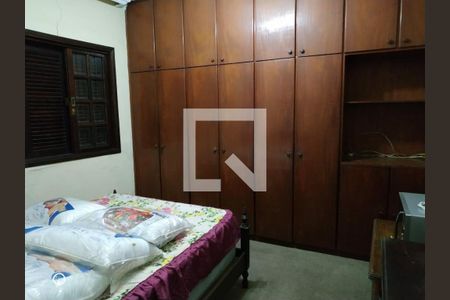 Casa à venda com 3 quartos, 180m² em Vila Assunção, Santo André