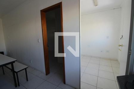 Casa à venda com 7 quartos, 248m² em Parque das Nações, Santo André