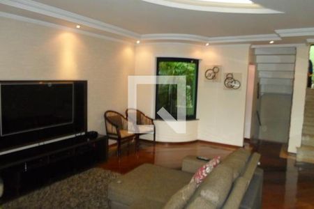 Casa à venda com 3 quartos, 125m² em Bangú, Santo André