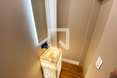 Lavabo de apartamento à venda com 3 quartos, 180m² em Cerqueira César, São Paulo