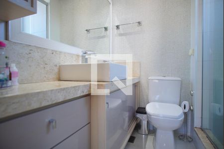 Banheiro da Suíte 1 de apartamento à venda com 2 quartos, 102m² em Rio Branco, Porto Alegre