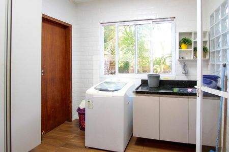 Área de Serviço de casa para alugar com 4 quartos, 285m² em Itanhangá, Rio de Janeiro