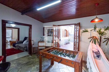 Sala 3 de casa à venda com 4 quartos, 208m² em Itapoã, Belo Horizonte