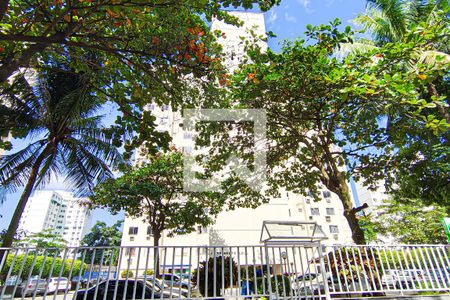 Fachada de apartamento à venda com 2 quartos, 48m² em Jacarepaguá, Rio de Janeiro