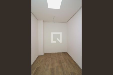 Closet da suíte 1 de casa de condomínio à venda com 3 quartos, 216m² em Ipanema, Porto Alegre