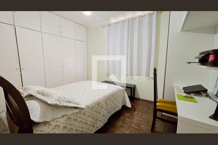 Quarto 1 de apartamento à venda com 2 quartos, 47m² em Sagrada Família, Belo Horizonte