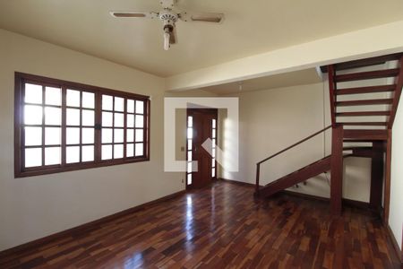 Sala de casa para alugar com 2 quartos, 103m² em Floramar, Belo Horizonte
