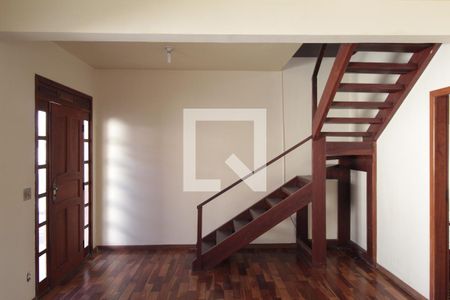 Sala de casa para alugar com 2 quartos, 103m² em Floramar, Belo Horizonte