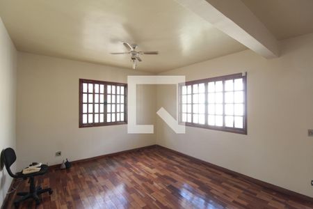 Sala de casa para alugar com 2 quartos, 103m² em Floramar, Belo Horizonte