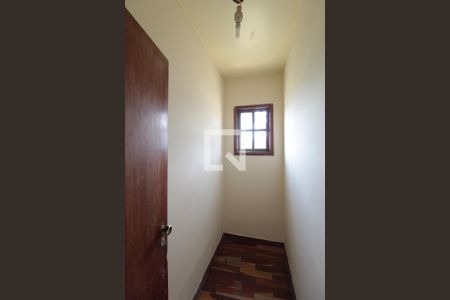 Despensa de casa para alugar com 2 quartos, 103m² em Floramar, Belo Horizonte